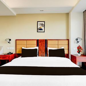 Hotel Aerotech Plaza